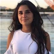 Offro lezioni private e personalizzate a studenti di tutte le età e livelli.